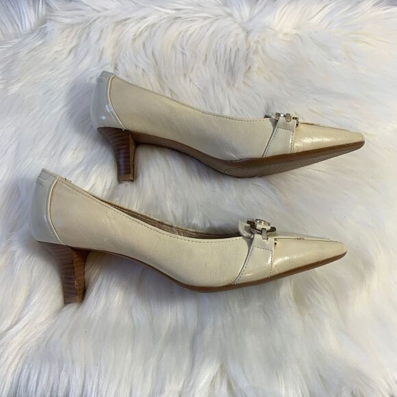 Circa Joan & David Prvue Kitten Heel Pumps  7. 5 - Picture 4 of 7